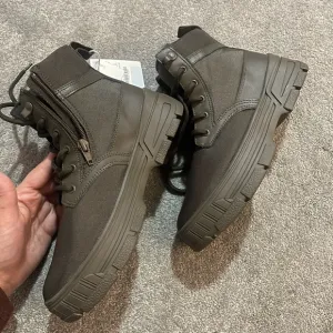 Zara big boys winter boots