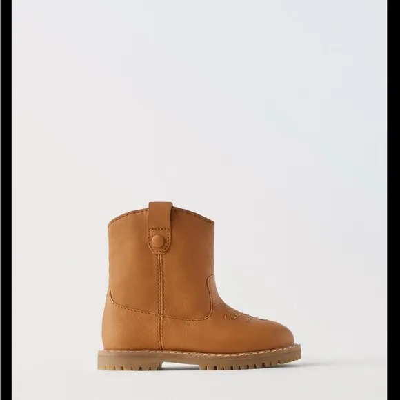 Zara Kids embroidered leather boots size 9
