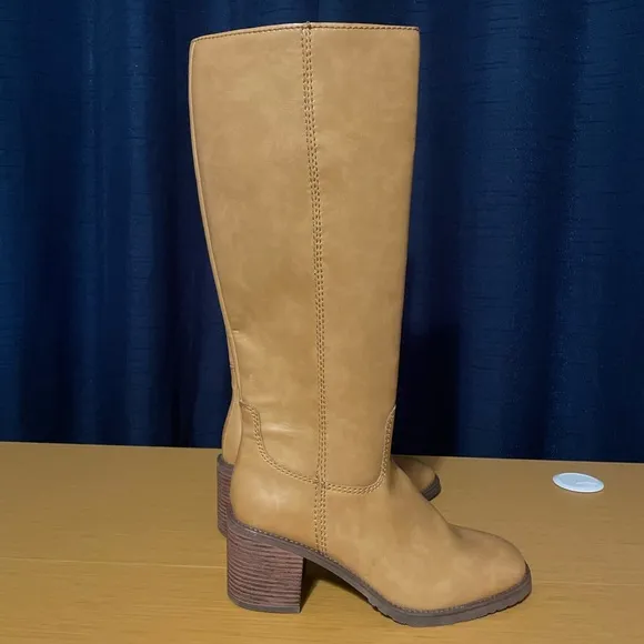 Zodiac Cindy Knee High Boot Campus
